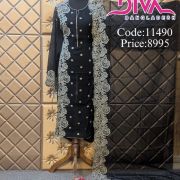 Unstitched three piece